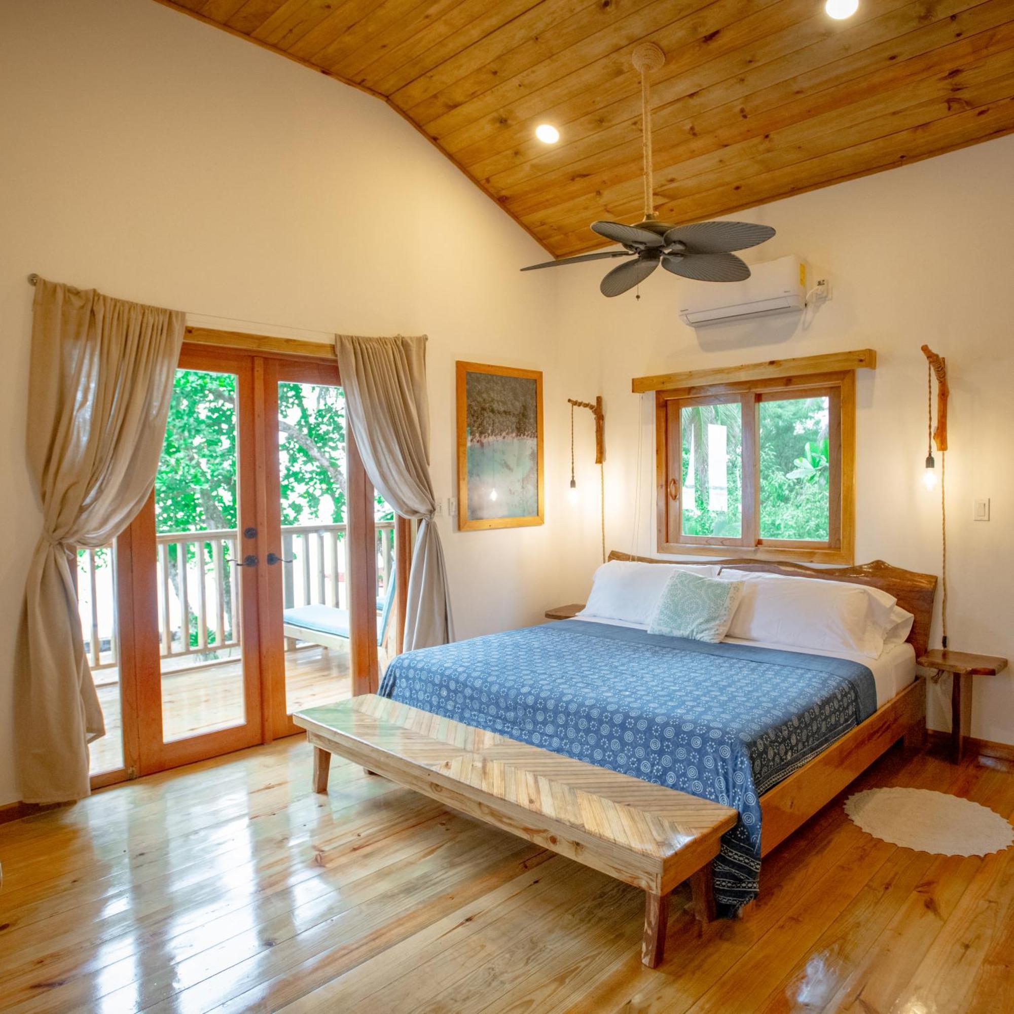 Casa Cayuco Eco-Adventure Lodge Bocas del Toro Extérieur photo