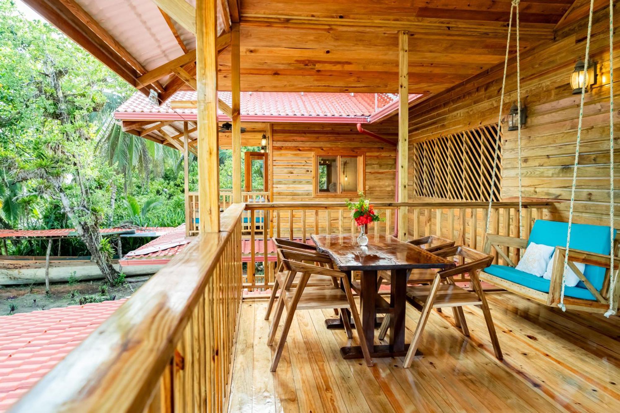Casa Cayuco Eco-Adventure Lodge Bocas del Toro Extérieur photo
